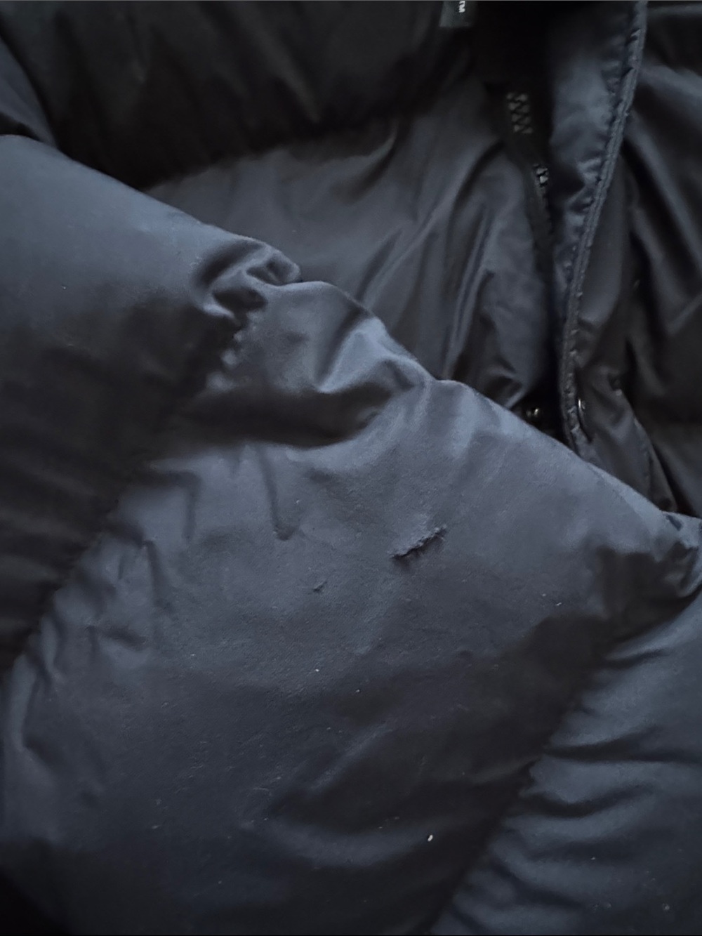 aritzia black superpuff jacket - Picture 3 of 4